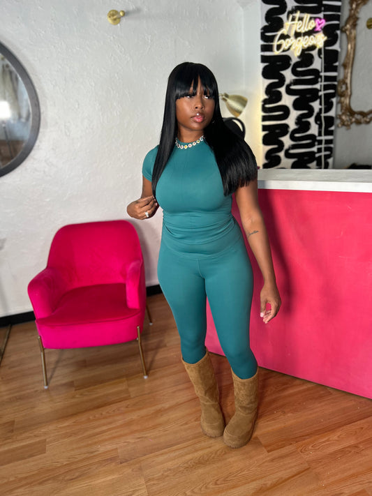 Simple gal two piece